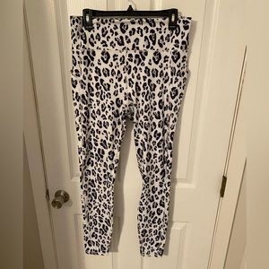 Fabletic’s workout legging, size XL, 7/8 length, white cheetah print